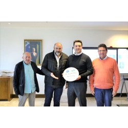 Governador Ratinho Junior recebe convite para a Feira da Louça 2023